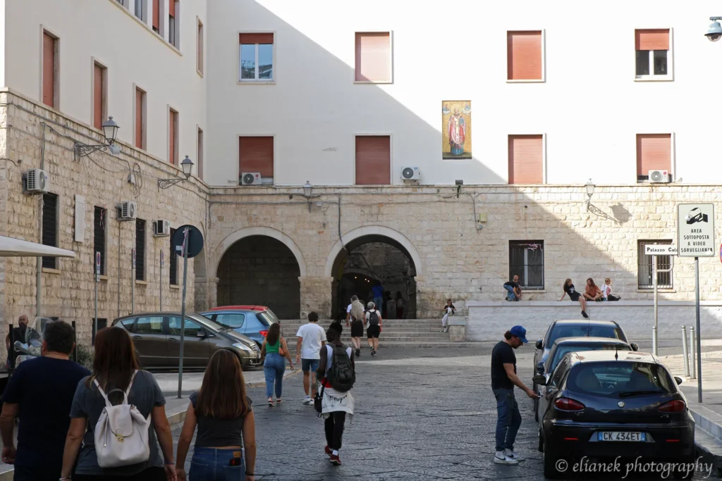 bari