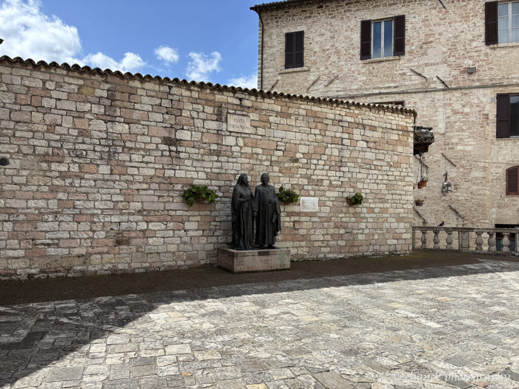 Estátua pais São Francisco