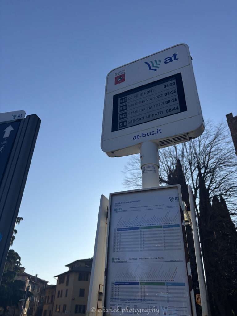 ponto onibus de siena itália