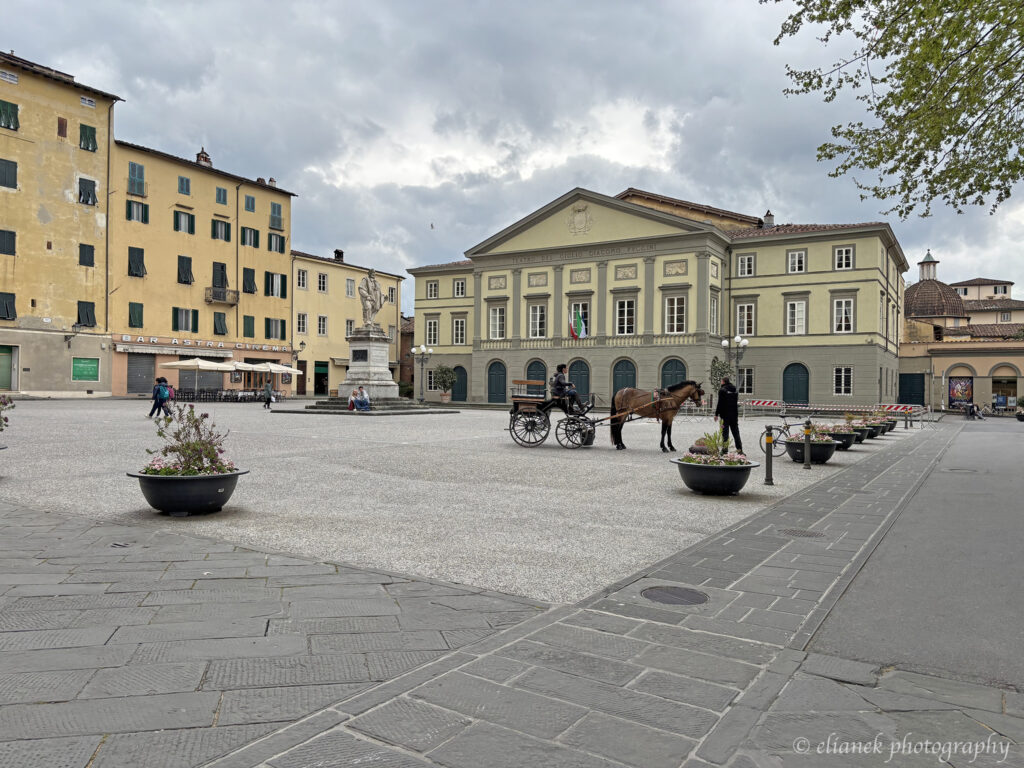 Piazza del Giglio lucca