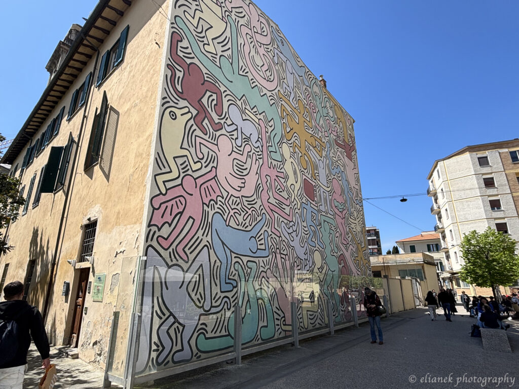 Grafite de Tuttomondo (Keith Haring)