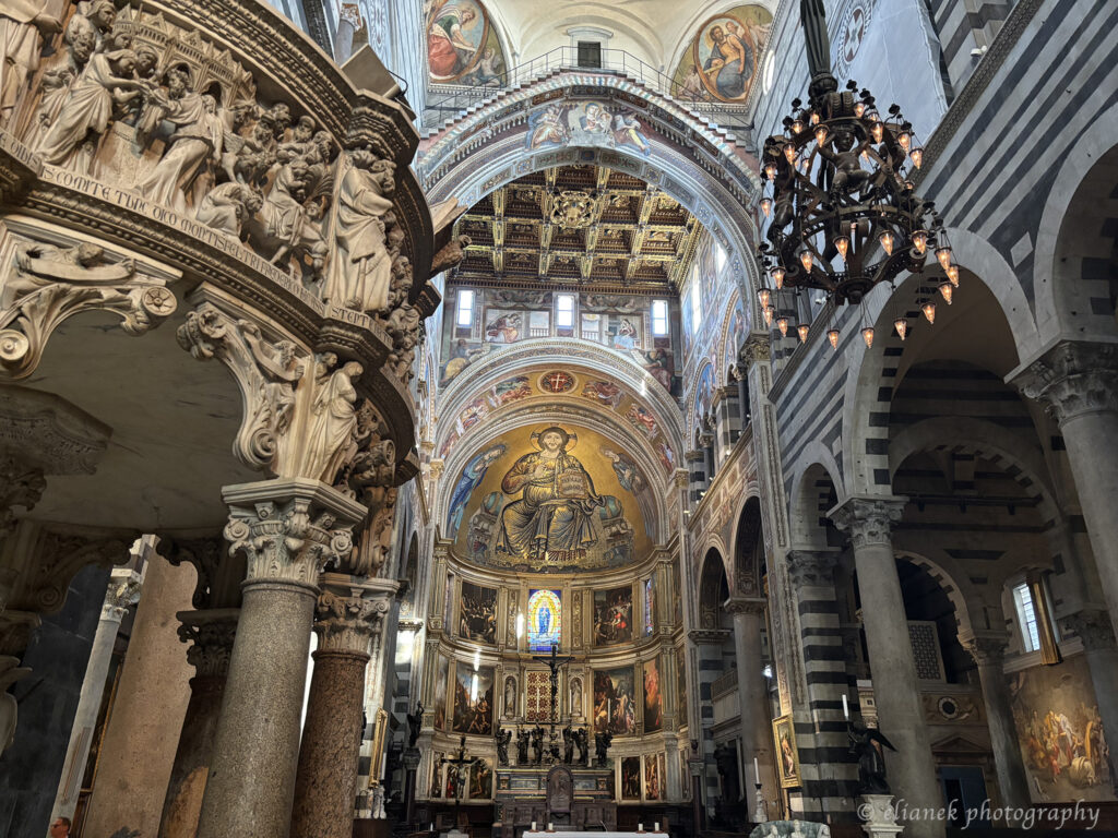 interior duomo pisa
