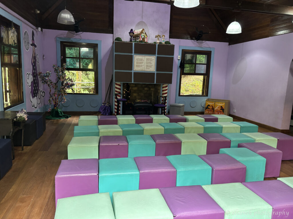 biblioteca bosque do alemao